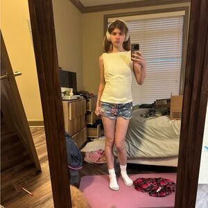 Sleeveless butter Cream Top with Denim Shorts